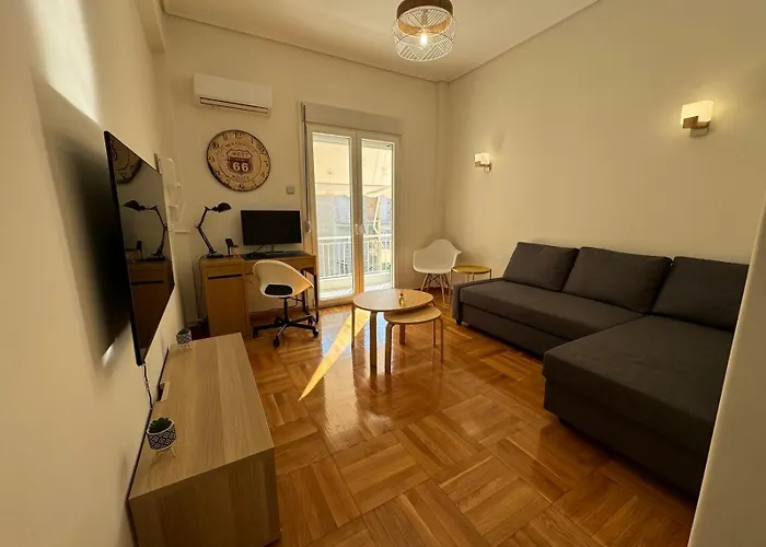 Cozy And Modern Apartment Near City Center