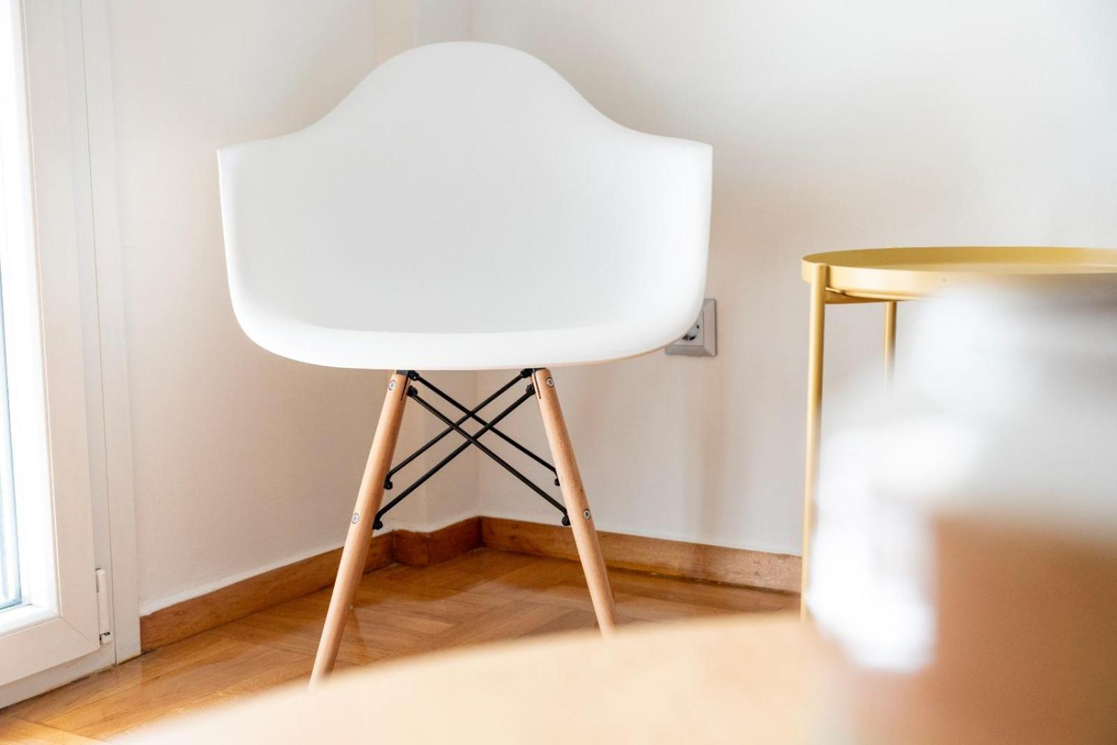 Cozy And Modern Near Center * 雅典